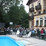 Brit Grand Hotel