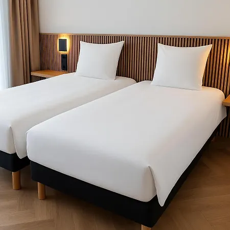 Hotel Brit Grand 3*
