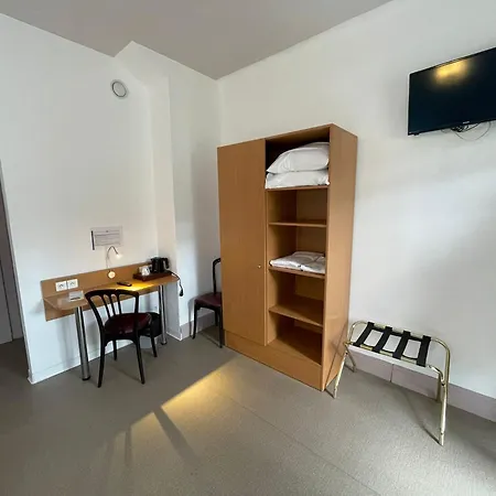 Brit Grand Hotel 3*