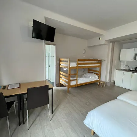 Hotel Brit Grand 3*