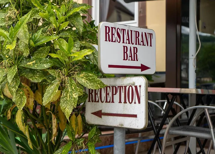 酒店 Brit Grand 3*